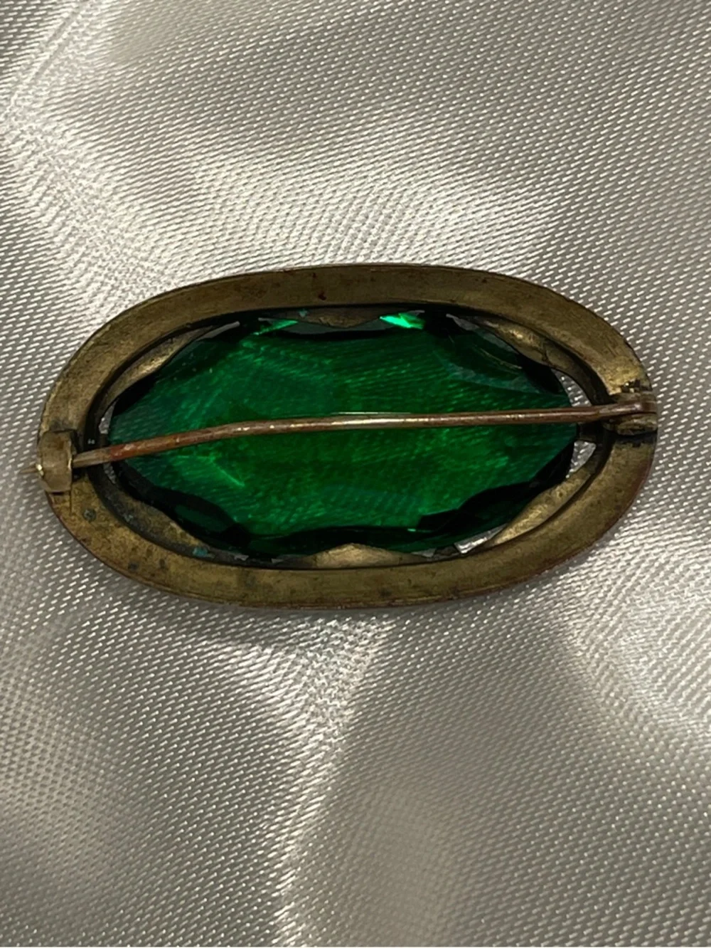 Vintage Art Deco Emerald Green Glass Brooch | Czech Bohemian Statement Pin 🍃 - Picture 4 of 6